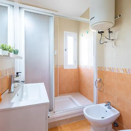 Apartment 797 Rentals- Comodo 4 En Hercules